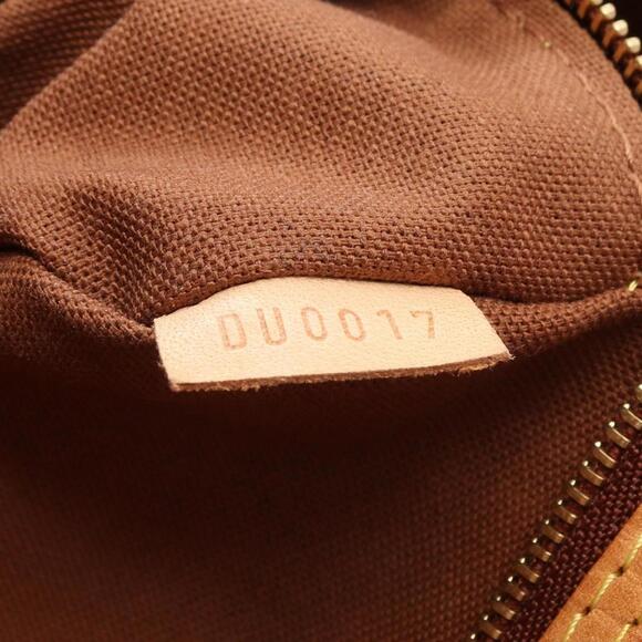 LOUIS VUITTON Brown Monogram Leather Shoulder Bag - Picture 5 of 15